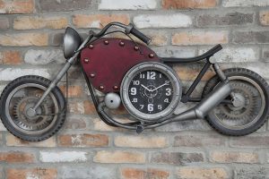 horloge mural moto